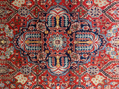 Persian Najafabad 7x11 Red Blue Wool Area Rug